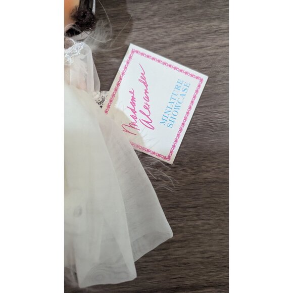 Madame Alexander Miniature Showcase SNOW WHITE 8" Brunette no box - Picture 8 of 8